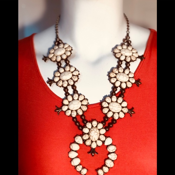 FREE EARRINGS & SQUASH BLOSSOM NECK •WHITE BUFFALO - Picture 8 of 8